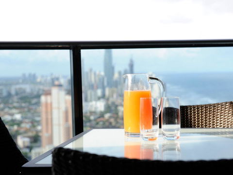 Luxury 3 Bedroom In Heart Of Broadbeach - Tweed Heads Accommodation 14