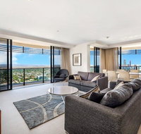 Luxury 3 Bedroom in heart of Broadbeach - Tweed Heads Accommodation