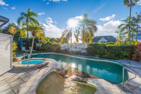 Noosa Boutique Apartments & Elkhorn Villas - Tweed Heads Accommodation 12
