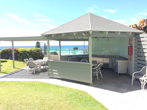 Surfers International Apartments - Tweed Heads Accommodation 8