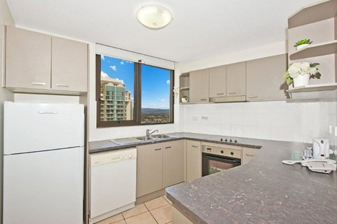 Surfers International Apartments - Tweed Heads Accommodation 40