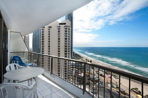 Surfers International Apartments - Tweed Heads Accommodation 13