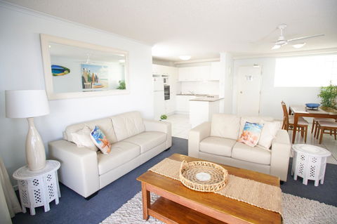 San Marino By The Sea Apartments - Tweed Heads Accommodation 6