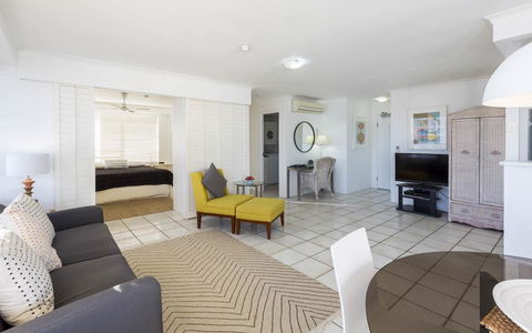 South Pacific Plaza - Official - Tweed Heads Accommodation 25