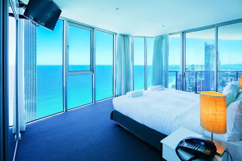 H Luxury Residence Apartments - Holiday Paradise - Tweed Heads Accommodation 8