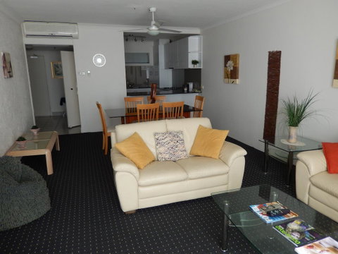 Golden Gate Resort - Tweed Heads Accommodation 1