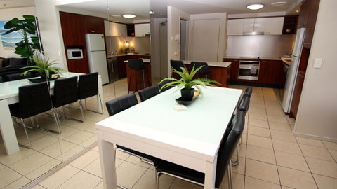 PeepSleep Chevron Towers - Tweed Heads Accommodation 19