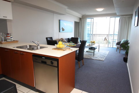PeepSleep Chevron Towers - Tweed Heads Accommodation 37