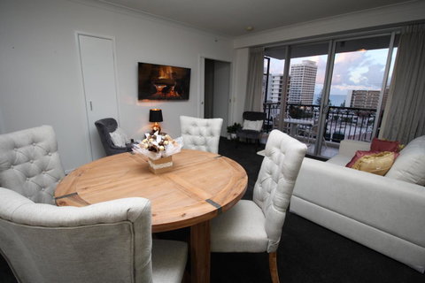 PeepSleep Chevron Towers - Tweed Heads Accommodation 10