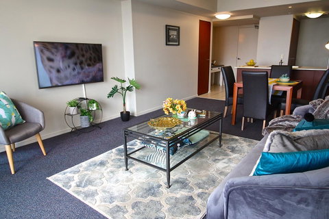 PeepSleep Chevron Towers - Tweed Heads Accommodation 36