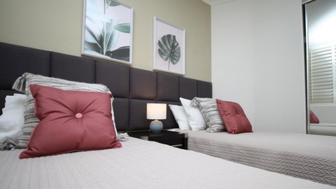 PeepSleep Chevron Towers - Tweed Heads Accommodation 17