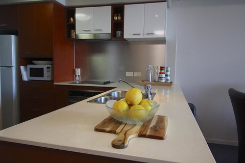 PeepSleep Chevron Towers - Tweed Heads Accommodation 21