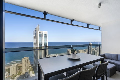 Circle On Cavill - Gclr - Tweed Heads Accommodation 31
