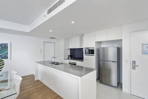 Circle On Cavill - Gclr - Tweed Heads Accommodation 21