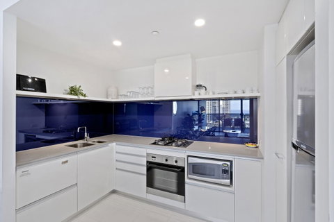 Circle On Cavill - Gclr - Tweed Heads Accommodation 4