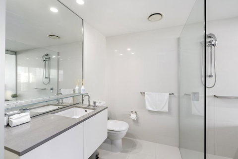 Circle On Cavill - Gclr - Tweed Heads Accommodation 3