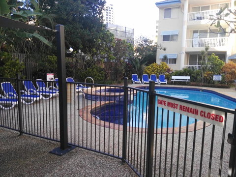 Surfers Beach Holiday Apartments - Tweed Heads Accommodation 10