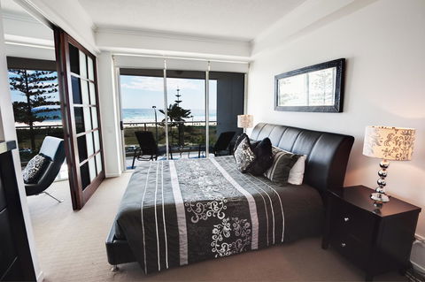 Reflection On The Sea - Tweed Heads Accommodation 41