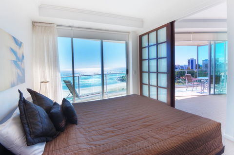 Reflection On The Sea - Tweed Heads Accommodation 44