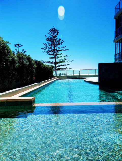 Reflection On The Sea - Tweed Heads Accommodation 29