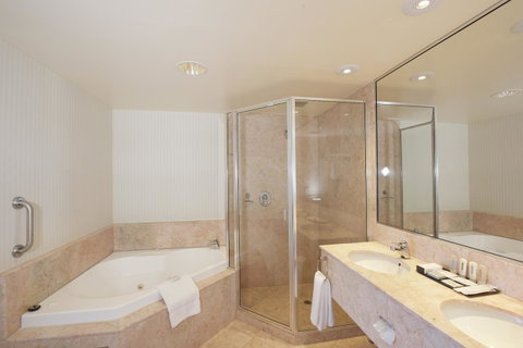 Crowne Plaza Surfers Paradise, An IHG Hotel - Tweed Heads Accommodation 35
