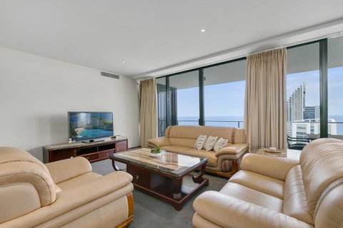 Circle On Cavill, Apartments And Sub Penthouses - We Accommodate - Tweed Heads Accommodation 1