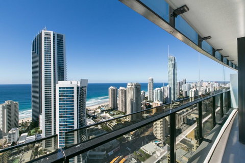 Circle On Cavill, Apartments And Sub Penthouses - We Accommodate - Tweed Heads Accommodation 26