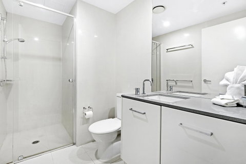 Circle On Cavill, Apartments And Sub Penthouses - We Accommodate - Tweed Heads Accommodation 38