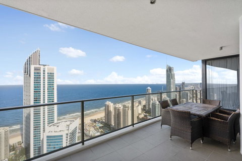 Circle On Cavill, Apartments And Sub Penthouses - We Accommodate - Tweed Heads Accommodation 17