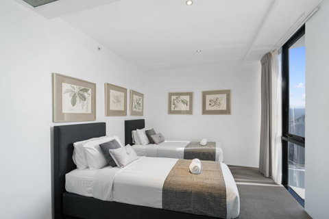 Circle On Cavill, Apartments And Sub Penthouses - We Accommodate - Tweed Heads Accommodation 15