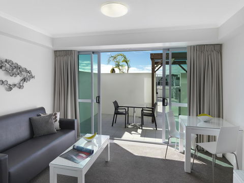 Oaks Mackay Rivermarque Hotel - Tweed Heads Accommodation 1