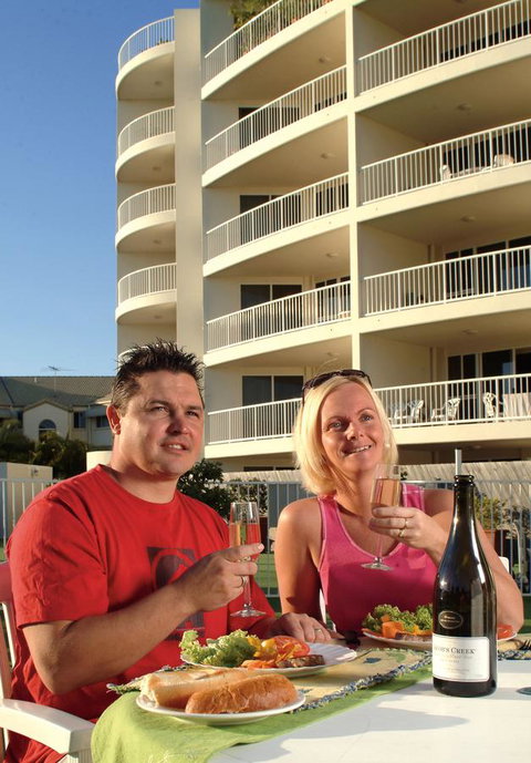 Fairways Golf & Beach Retreat Bribie Island - Tweed Heads Accommodation 11
