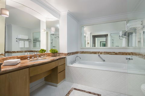 JW Marriott Gold Coast Resort & Spa - Tweed Heads Accommodation 11