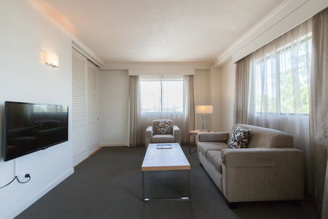 Central Cosmo Apartment Hotel - Tweed Heads Accommodation 5