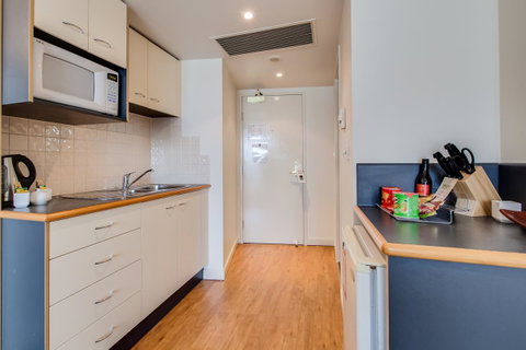 Central Cosmo Apartment Hotel - Tweed Heads Accommodation 18