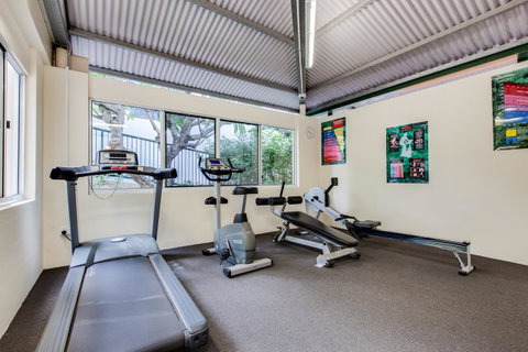 Central Cosmo Apartment Hotel - Tweed Heads Accommodation 23