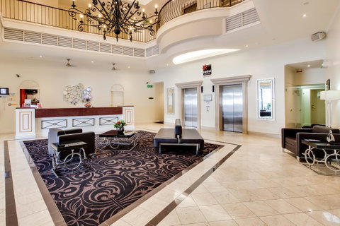 Central Cosmo Apartment Hotel - Tweed Heads Accommodation 3