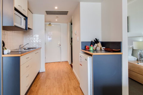 Central Cosmo Apartment Hotel - Tweed Heads Accommodation 26
