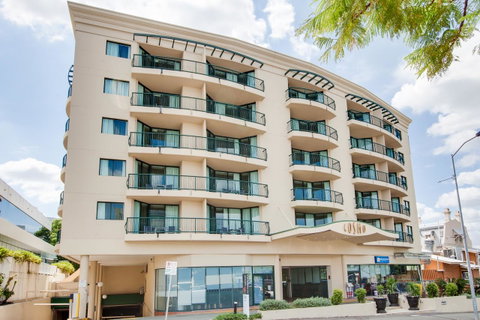 Central Cosmo Apartment Hotel - Tweed Heads Accommodation 13