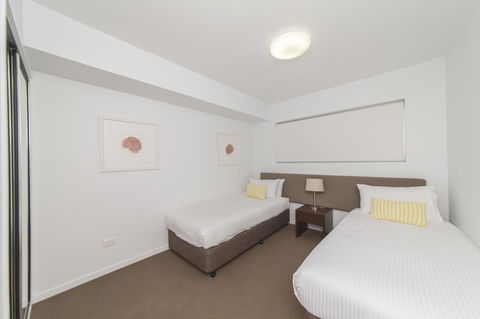 Echelon Apartments Yeppoon - Tweed Heads Accommodation 7