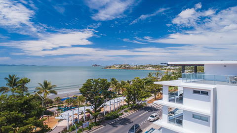Echelon Apartments Yeppoon - Tweed Heads Accommodation 6