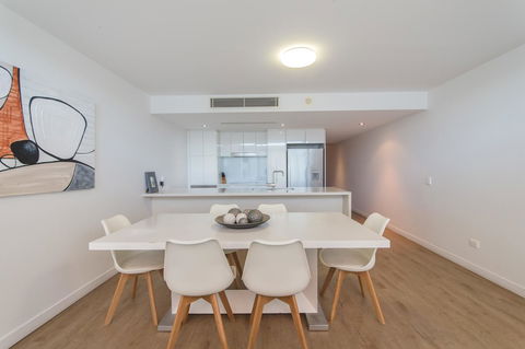 Echelon Apartments Yeppoon - Tweed Heads Accommodation 16