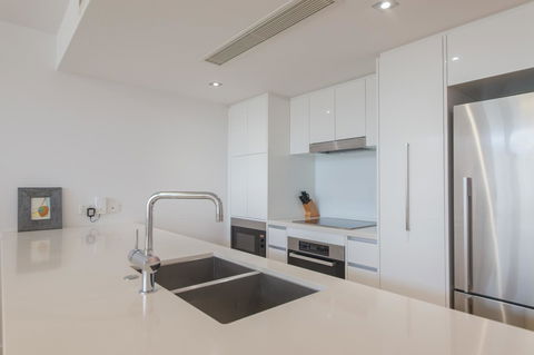 Echelon Apartments Yeppoon - Tweed Heads Accommodation 14