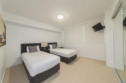 Echelon Apartments Yeppoon - Tweed Heads Accommodation 8