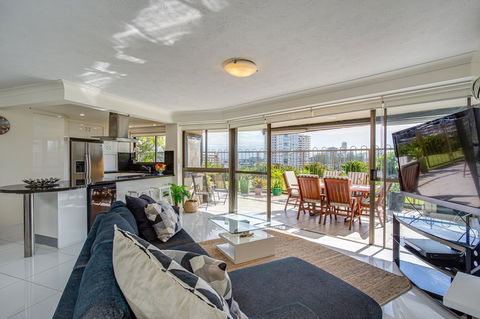 Gemini Court Holiday Apartments - Tweed Heads Accommodation 1