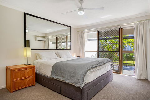 Gemini Court Holiday Apartments - Tweed Heads Accommodation 10