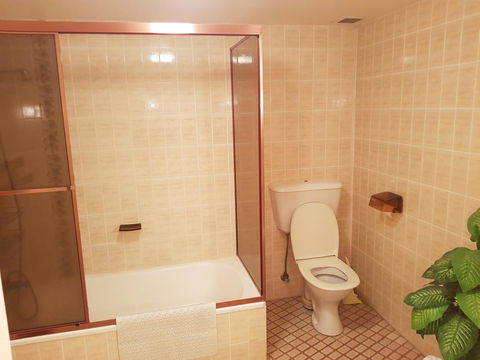 Gemini Court Holiday Apartments - Tweed Heads Accommodation 43