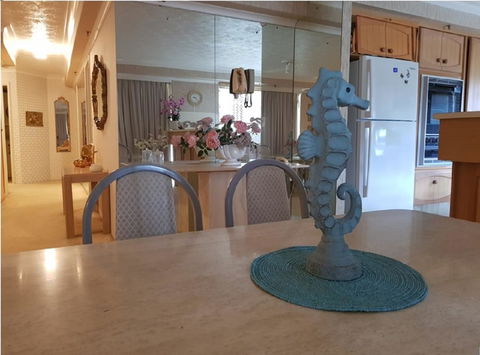 Gemini Court Holiday Apartments - Tweed Heads Accommodation 37