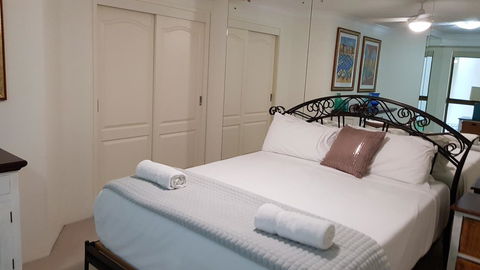 Gemini Court Holiday Apartments - Tweed Heads Accommodation 15