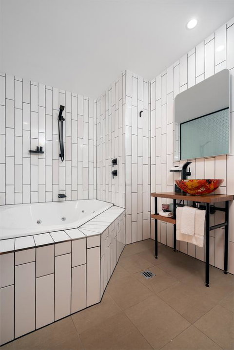 The Constance Fortitude Valley - Tweed Heads Accommodation 7